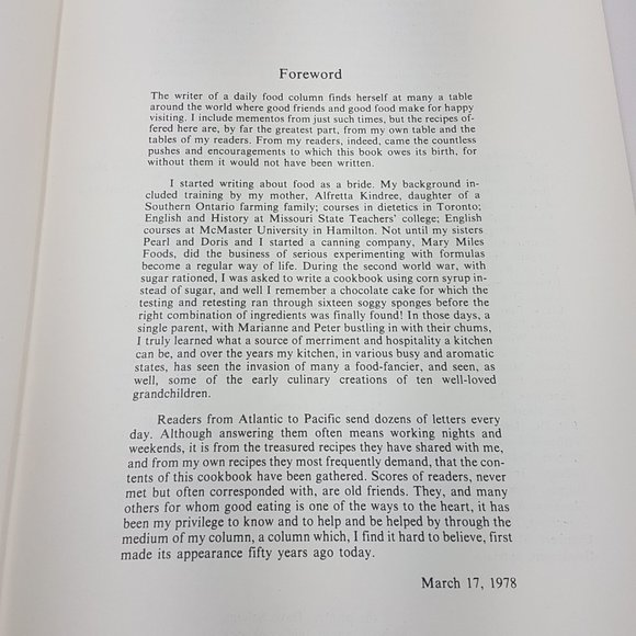 Vintage 1978 Mary Moore Cookbook First Edition Hardcover Retro Collectible - Picture 4 of 16